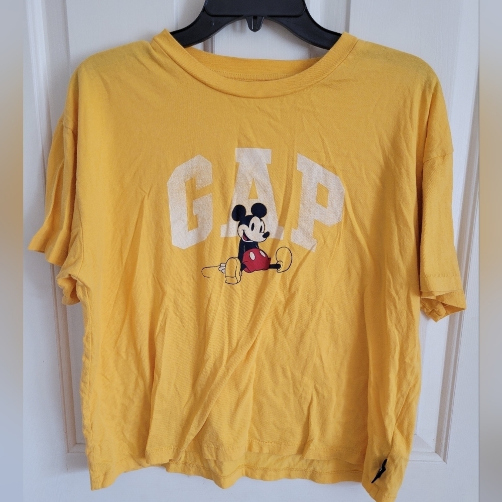 Gap × Disney Yellow Mickey Mouse 100% Organic Cotton Graphic Tee Size Medium